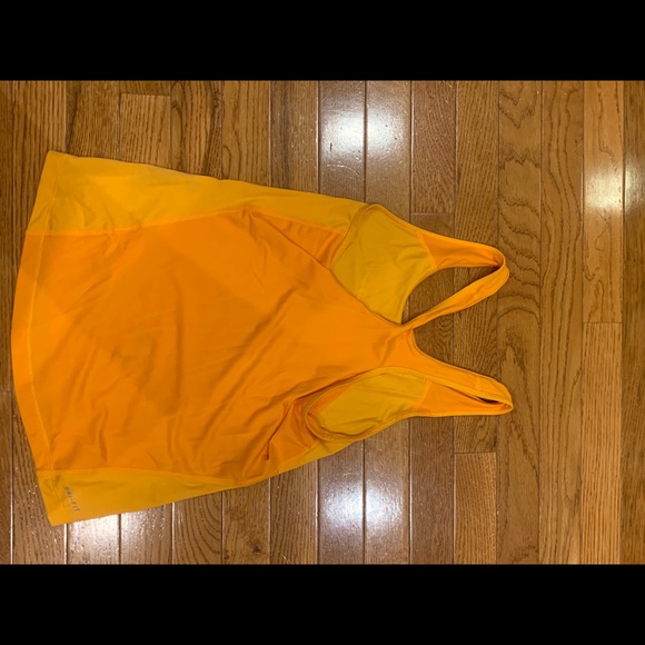nike pro tank top - Picture 2 of 2